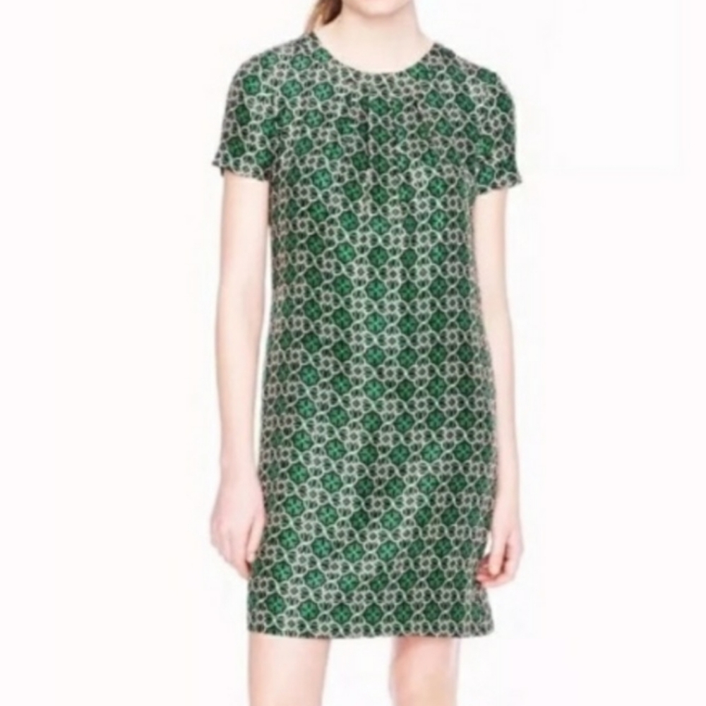Green Geometric Short Sleeve Shift Dress
